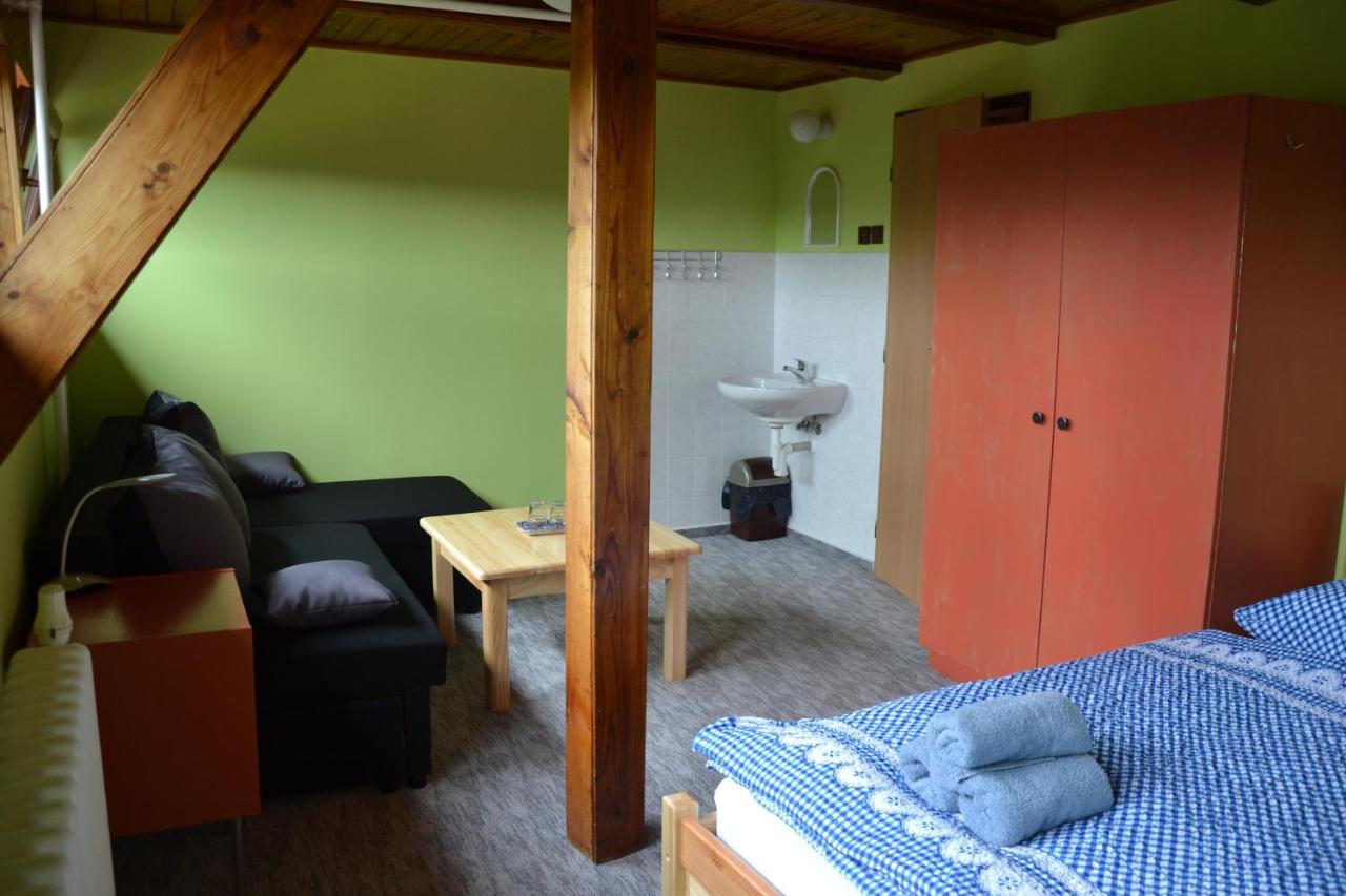Penzion pod Severákem Lučany nad Nisou Exterior foto